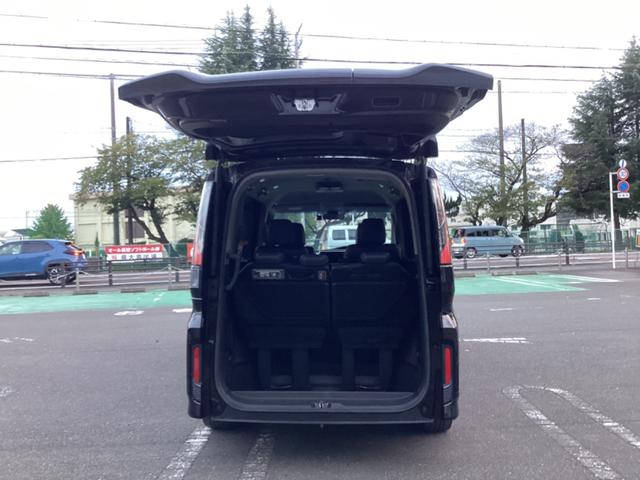 ステップワゴンスパーダ スパーダ・クールスピリット　ホンダセンシング　車検整備付　オートクルーズコントロール　レーンアシスト　衝突被害軽減システム　ＬＥＤヘッドランプ　スマートキー　アイドリングストップ　ＣＶＴ　アルミホイール　盗難防止システム　衝突安全ボディ　ＡＢＳ（18枚目）