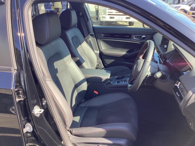 シビック ＥＸ　１．５Ｌ　ＶＴＥＣターボ　ワンオーナー　禁煙車　クリアランスソナー　レーンアシスト　オートクルーズコントロール　衝突被害軽減システム　専用アルミホイール　スマートキー　盗難防止システム　衝突安全ボディ（13枚目）