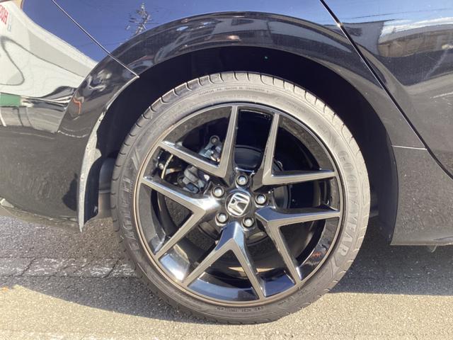 シビック ＥＸ　１．５Ｌ　ＶＴＥＣターボ　ワンオーナー　禁煙車　クリアランスソナー　レーンアシスト　オートクルーズコントロール　衝突被害軽減システム　専用アルミホイール　スマートキー　盗難防止システム　衝突安全ボディ（20枚目）