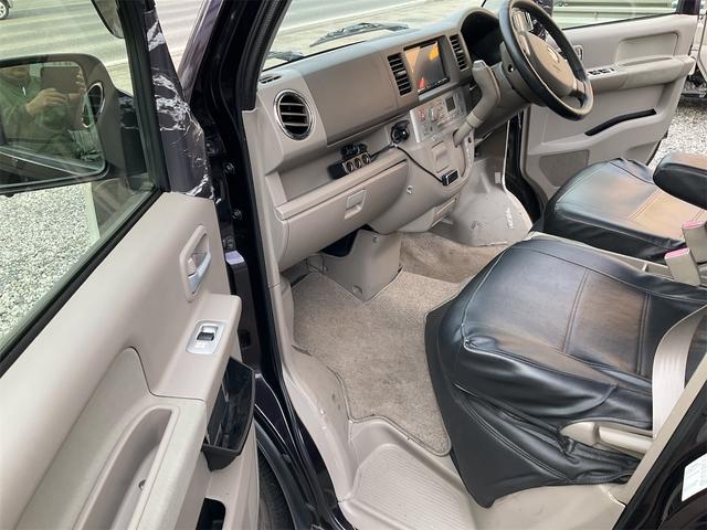 エブリイワゴン ＰＺターボスペシャル　バックカメラ　両側電動スライドドア　ナビ　ＨＩＤ　キーレスエントリー　電動格納ミラー　ＡＴ　盗難防止システム　ＡＢＳ　アルミホイール　　　社外　サスペンション　社外マフラー社外シートカバー（9枚目）