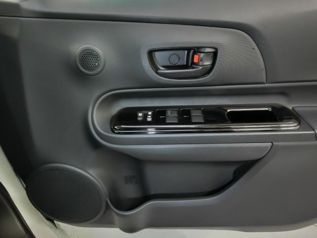 アクア Ｓスタイルブラック　ハイブリッド　衝突被害軽減システム　横滑り防止機能　ＡＢＳ　エアバッグ　盗難防止装置　バックカメラ　ＥＴＣ　ドラレコ　ミュージックプレイヤー接続可　ＣＤ　スマートキー　キーレス　フル装備　オートマ（29枚目）