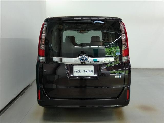 ノア ハイブリッドG ハイブリッド ワンオーナー 横滑り防止機能 ABS エアバッグ オートクルーズコントロール 盗難防止装置 バックカメラ ETC ミュージックプレイヤー接続可 CD スマートキー キーレス フル装備(4枚目)