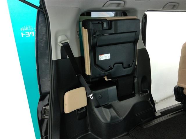 ノア ハイブリッドG ハイブリッド ワンオーナー 横滑り防止機能 ABS エアバッグ オートクルーズコントロール 盗難防止装置 バックカメラ ETC ミュージックプレイヤー接続可 CD スマートキー キーレス フル装備(19枚目)