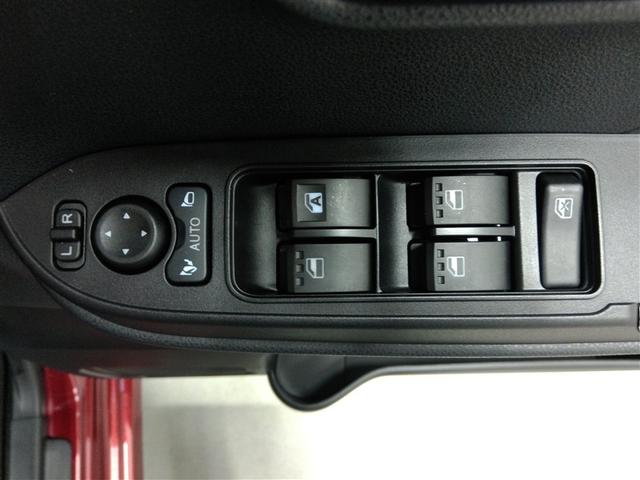 タント カスタムＲＳ　安全装備　衝突被害軽減システム　横滑り防止機能　ＡＢＳ　エアバッグ　盗難防止装置　アイドリングストップ　バックカメラ　ミュージックプレイヤー接続可　ＣＤ　スマートキー　キーレス　フル装備　オートマ（31枚目）