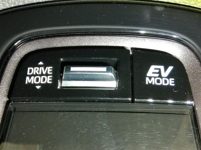 カローラツーリング ハイブリッド ダブルバイビー ハイブリッド 安全装備 衝突被害軽減システム 横滑り防止機能 ABS エアバッグ オートクルーズコントロール 盗難防止装置 ナビ バックカメラ ETC ドラレコ ミュージックプレイヤー接続可 キーレス(30枚目)