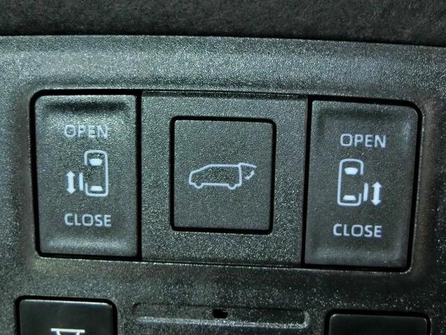 ヴォクシー Ｓ－Ｚ　ワンオーナー　安全装備　衝突被害軽減システム　横滑り防止機能　ＡＢＳ　エアバッグ　オートクルーズコントロール　盗難防止装置　バックカメラ　後席モニター　ＥＴＣ　ミュージックプレイヤー接続可　ＣＤ（16枚目）