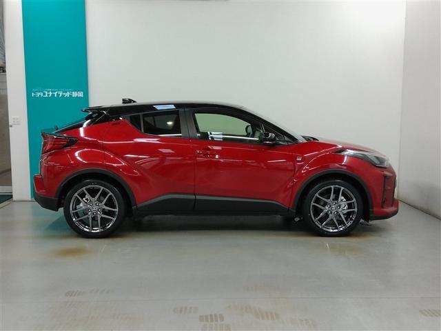 C-HR S GRスポーツ ハイブリッド ワンオーナー 安全装備 衝突被害軽減システム 横滑り防止機能 ABS エアバッグ オートクルーズコントロール 盗難防止装置 ナビ バックカメラ ETC ミュージックプレイヤー接続可(3枚目)