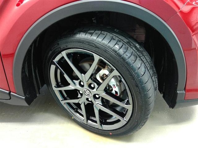 C-HR S GRスポーツ ハイブリッド ワンオーナー 安全装備 衝突被害軽減システム 横滑り防止機能 ABS エアバッグ オートクルーズコントロール 盗難防止装置 ナビ バックカメラ ETC ミュージックプレイヤー接続可(11枚目)