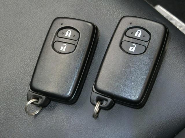 カローラフィールダー １．５Ｇ　ダブルバイビー　ワンオーナー　安全装備　衝突被害軽減システム　横滑り防止機能　ＡＢＳ　エアバッグ　盗難防止装置　アイドリングストップ　バックカメラ　ＥＴＣ　ドラレコ　ミュージックプレイヤー接続可　ＣＤ　スマートキー（12枚目）