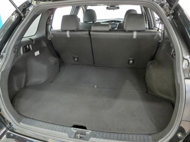 カローラフィールダー １．５Ｇ　ダブルバイビー　ワンオーナー　安全装備　衝突被害軽減システム　横滑り防止機能　ＡＢＳ　エアバッグ　盗難防止装置　アイドリングストップ　バックカメラ　ＥＴＣ　ドラレコ　ミュージックプレイヤー接続可　ＣＤ　スマートキー（18枚目）