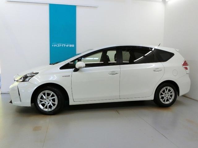 プリウスα Ｓ　チューン　ブラックＩＩ　ハイブリッド　ワンオーナー　安全装備　衝突被害軽減システム　横滑り防止機能　ＡＢＳ　エアバッグ　オートクルーズコントロール　盗難防止装置　バックカメラ　ＥＴＣ　ミュージックプレイヤー接続可　ＣＤ（3枚目）