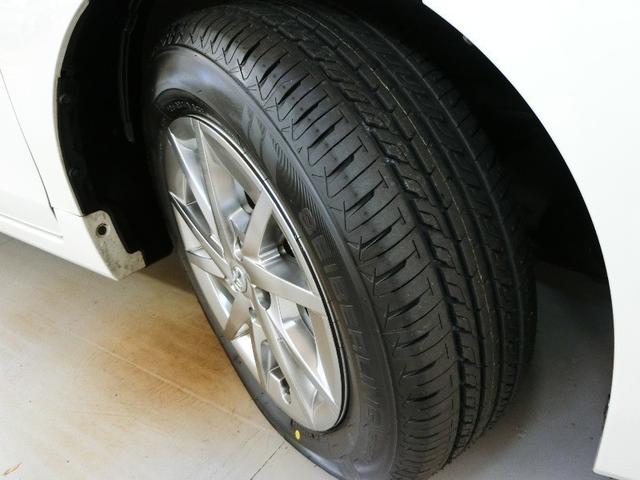 プリウスα Ｓ　チューン　ブラックＩＩ　ハイブリッド　ワンオーナー　安全装備　衝突被害軽減システム　横滑り防止機能　ＡＢＳ　エアバッグ　オートクルーズコントロール　盗難防止装置　バックカメラ　ＥＴＣ　ミュージックプレイヤー接続可　ＣＤ（9枚目）