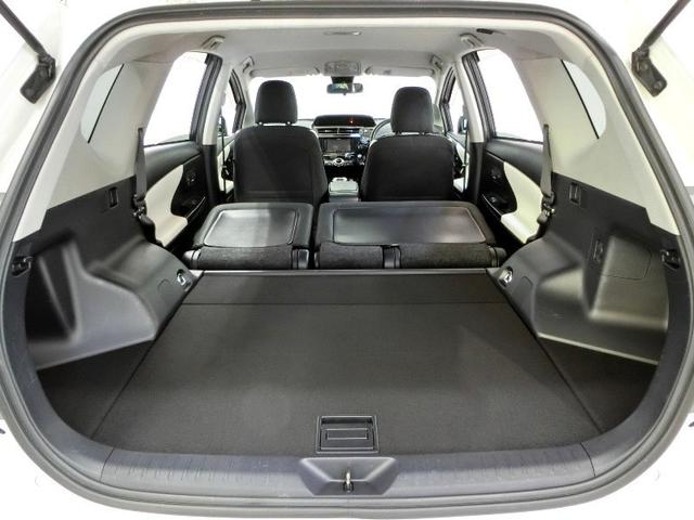 プリウスα Ｓ　チューン　ブラックＩＩ　ハイブリッド　ワンオーナー　安全装備　衝突被害軽減システム　横滑り防止機能　ＡＢＳ　エアバッグ　オートクルーズコントロール　盗難防止装置　バックカメラ　ＥＴＣ　ミュージックプレイヤー接続可　ＣＤ（16枚目）