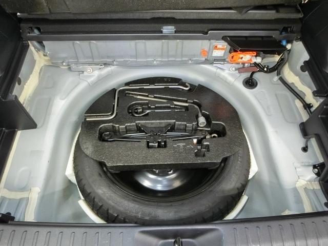 プリウスα Ｓ　チューン　ブラックＩＩ　ハイブリッド　ワンオーナー　安全装備　衝突被害軽減システム　横滑り防止機能　ＡＢＳ　エアバッグ　オートクルーズコントロール　盗難防止装置　バックカメラ　ＥＴＣ　ミュージックプレイヤー接続可　ＣＤ（18枚目）