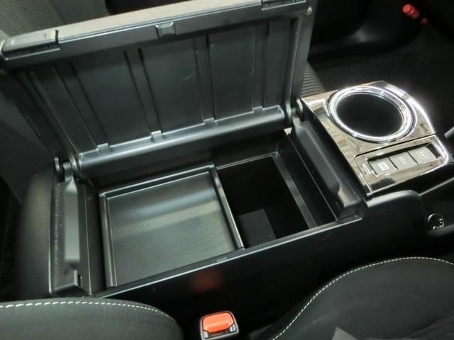 プリウスα Ｓ　チューン　ブラックＩＩ　ハイブリッド　ワンオーナー　安全装備　衝突被害軽減システム　横滑り防止機能　ＡＢＳ　エアバッグ　オートクルーズコントロール　盗難防止装置　バックカメラ　ＥＴＣ　ミュージックプレイヤー接続可　ＣＤ（26枚目）