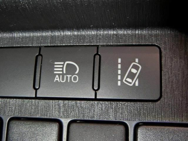 プリウスα Ｓ　チューン　ブラックＩＩ　ハイブリッド　ワンオーナー　安全装備　衝突被害軽減システム　横滑り防止機能　ＡＢＳ　エアバッグ　オートクルーズコントロール　盗難防止装置　バックカメラ　ＥＴＣ　ミュージックプレイヤー接続可　ＣＤ（27枚目）