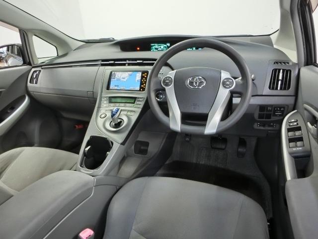 プリウス Ｓ　ハイブリッド　ワンオーナー　安全装備　横滑り防止機能　ＡＢＳ　エアバッグ　盗難防止装置　バックカメラ　ＥＴＣ　ドラレコ　ミュージックプレイヤー接続可　ＣＤ　スマートキー　キーレス　フル装備　オートマ（3枚目）