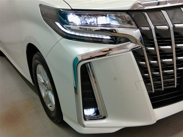 アルファード 2.5S Cパッケージ ワンオーナー 4WD 電動シート 安全装備 衝突被害軽減システム 横滑り防止機能 ABS エアバッグ オートクルーズコントロール 盗難防止装置 バックカメラ 後席モニター ETC ドラレコ CD(9枚目)