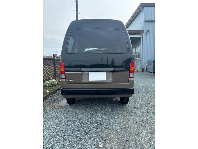 エブリイ PA ツートンカラー オートマ ナビ 社外ステアリング 社外12インチアルミホイール エアコン パワステ 軽箱バン(3枚目)
