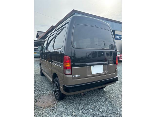 エブリイ PA ツートンカラー オートマ ナビ 社外ステアリング 社外12インチアルミホイール エアコン パワステ 軽箱バン(9枚目)