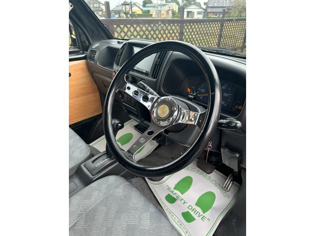 エブリイ PA ツートンカラー オートマ ナビ 社外ステアリング 社外12インチアルミホイール エアコン パワステ 軽箱バン(13枚目)