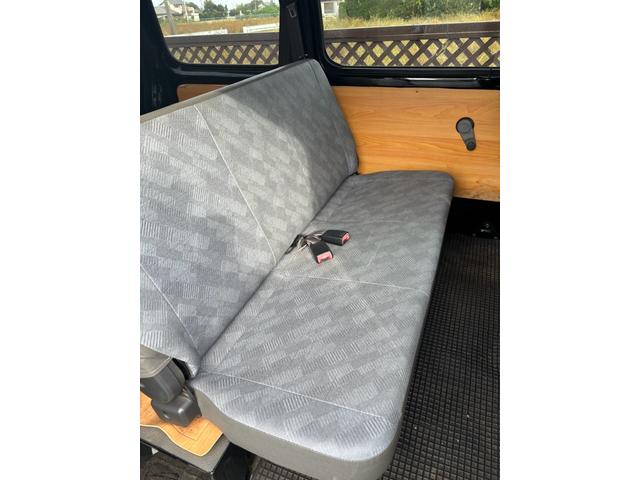 エブリイ PA ツートンカラー オートマ ナビ 社外ステアリング 社外12インチアルミホイール エアコン パワステ 軽箱バン(14枚目)