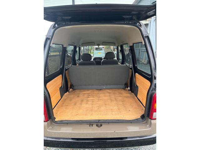 エブリイ PA ツートンカラー オートマ ナビ 社外ステアリング 社外12インチアルミホイール エアコン パワステ 軽箱バン(16枚目)