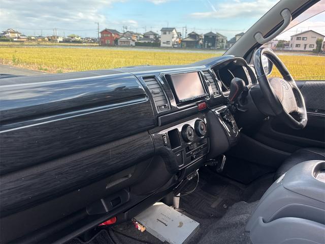 ハイエースバン ロングスーパーGL(15枚目)