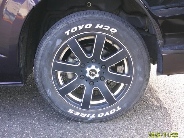 ハイエースバン スーパーＧＬ　ダークプライム　ワンオーナー　特別仕様車ダークプライム　両側パワードア　衝突軽減装置　エアコン　パワステ　インテチキースタート　ＳＤフルセグナビ　Ｂｌｕｅｔｏｏｔｈ接続　ドライブレコーダー　ＥＴＣ　社外リボンタイヤ（27枚目）