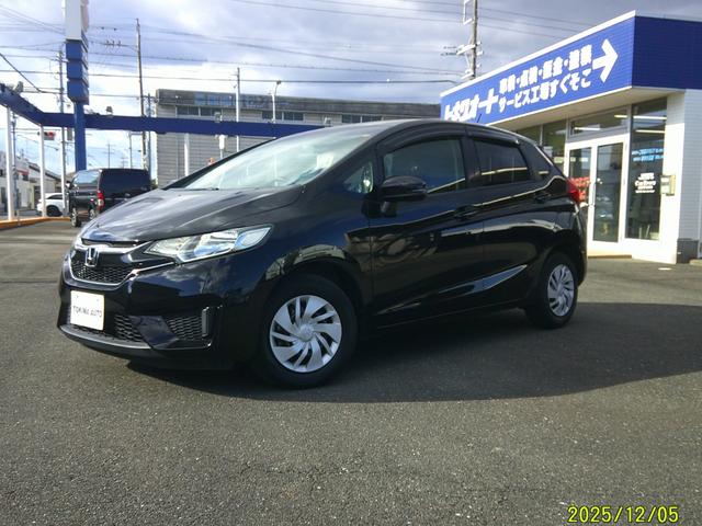 フィット 13G・Fパッケージ ワンオーナー車 スマ-トキ- ETC付き 禁煙 Rカメラ ブルートゥース メモリーナビ フルセグ 記録簿有(4枚目)