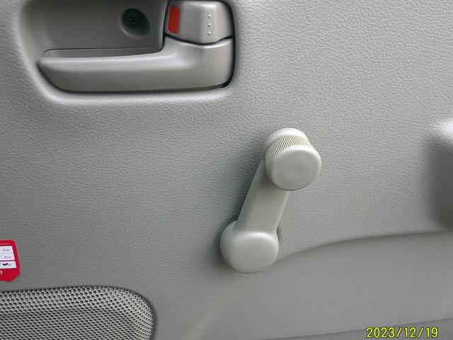 エブリイ PAリミテッド エアコン パワステ ABS SRS キーレス エアコン ワンオーナー ハイルーフ フロントドライブレコーダー 整備記録簿(17枚目)