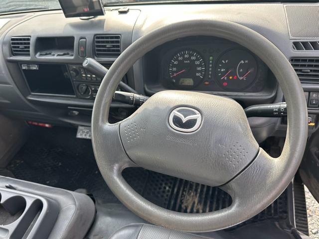 ボンゴトラック ＤＸ　中温冷凍車（ー５℃）　オートマ　ＡＴ　最大積載量８５０ｋｇ　普通免許対応　禁煙車　バックカメラ　ドラレコ　ＥＴＣ（44枚目）