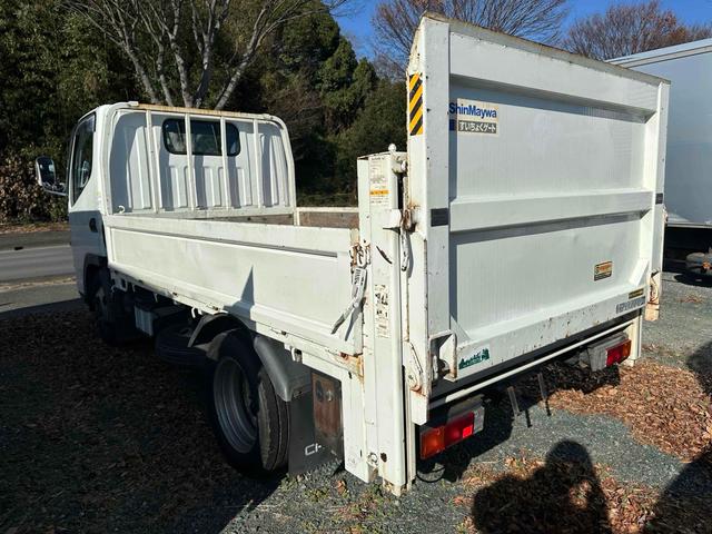 キャンター ＤＸ　ＭＴ　後輪ダブル　ＥＴＣ　エアコン　パワーウィンドウ　運転席エアバッグ（6枚目）