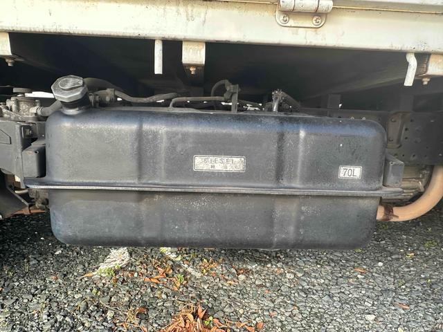 キャンター ＤＸ　ＭＴ　後輪ダブル　ＥＴＣ　エアコン　パワーウィンドウ　運転席エアバッグ（22枚目）