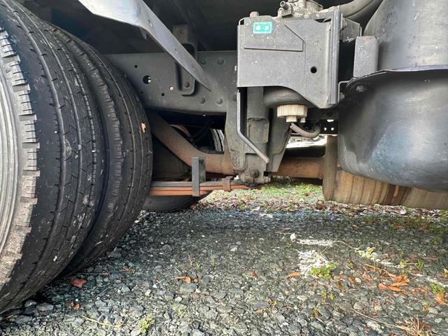 キャンター ＤＸ　ＭＴ　後輪ダブル　ＥＴＣ　エアコン　パワーウィンドウ　運転席エアバッグ（24枚目）