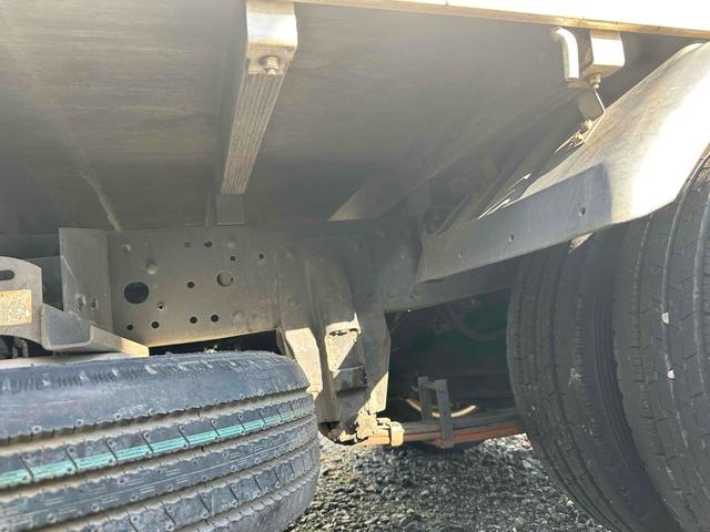 キャンター ＤＸ　ＭＴ　後輪ダブル　ＥＴＣ　エアコン　パワーウィンドウ　運転席エアバッグ（25枚目）