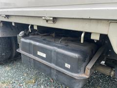 トラック買取・販売、中でも冷凍車を得意としながらも、ダンプカーやクレーンなどさまざまな車両を扱っています。専門性の高い分野を得意としながら、幅広いお客様にご支持いただいているお店です。 7