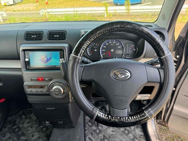 ムーヴコンテ カスタム　Ｘ　ＥＴＣ　ナビ　ＴＶ　ＨＩＤ　スマートキー　アイドリングストップ　電動格納ミラー　ベンチシート　ＣＶＴ　盗難防止システム　ＡＢＳ　ＣＤ　ＵＳＢ　ミュージックプレイヤー接続可　Ｂｌｕｅｔｏｏｔｈ（3枚目）