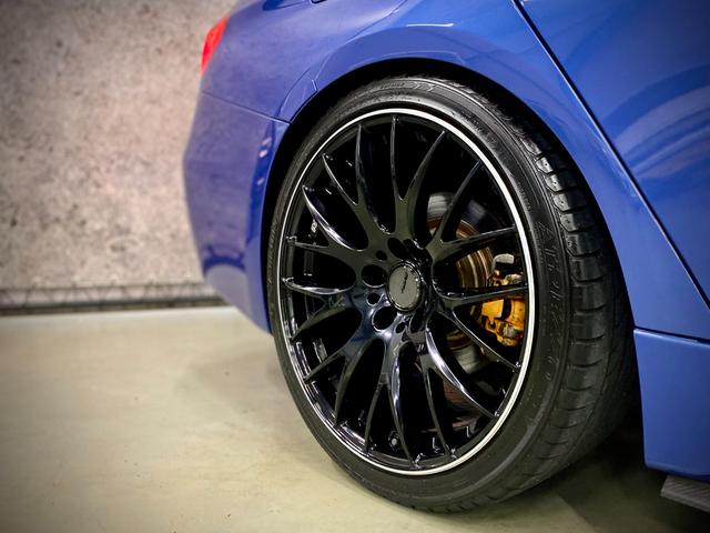 ３シリーズ ３２０ｉ　Ｍスポーツ　バックカメラ　クリアランスソナー　オートクルーズコントロール　レーンアシスト　アルミホイール　オートライト　ＨＩＤ　パワーシート　ターボ　スマートキー　アイドリングストップ　ＡＴ　盗難防止システム（18枚目）