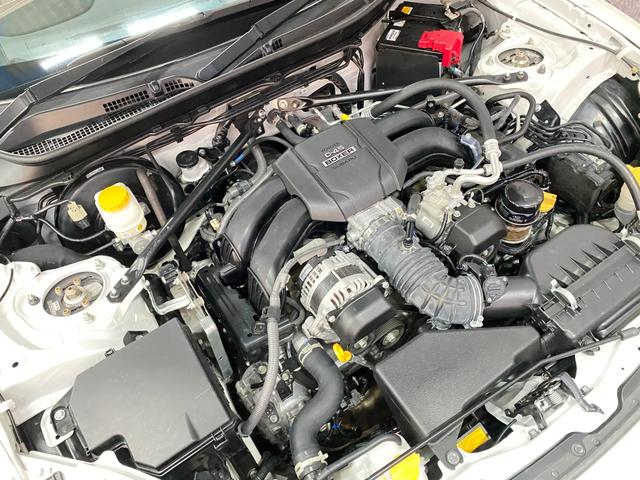 BRZ S オートクルーズコントロール MT LEDヘッドランプ スマートキー シートヒーター アルミホイール 盗難防止システム 衝突安全ボディ ABS ESC エアコン パワーステアリング パワーウィンドウ(17枚目)