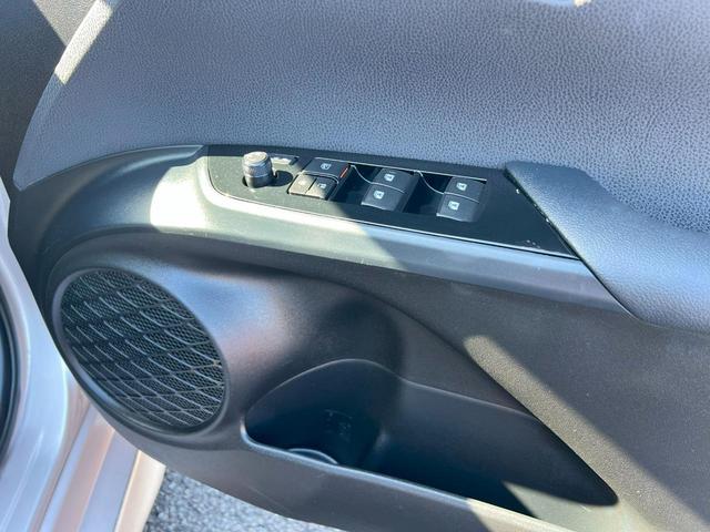 プリウス Aツーリングセレクション モデリスタエアロ ドライブレコーダー シートヒーター オートクルーズコントロール パークアシスト 衝突被害軽減システム アルミホイール オートマチックハイビーム LEDヘッドランプ CVT(13枚目)