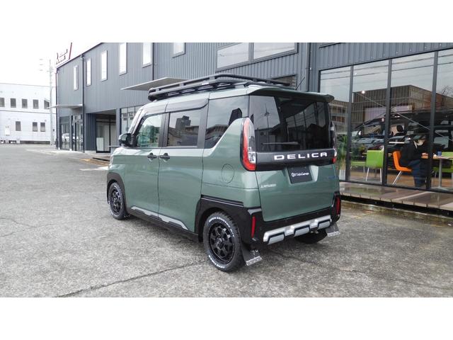 デリカミニ Ｔ　プレミアム　当社オリジナルカスタム車　ＦガードバーＤＡＮＳＨＡＱ　ルーフラックＢＵＳＴＥＲＳｍｉｎｉ　ＴＯＹＯオープンカントリー　１０．１型メモリーナビ　全周囲カメラ　ＥＴＣ　両側電動スライドドア　ターボ（9枚目）