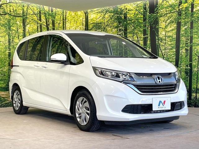 フリード Ｇ・ホンダセンシング　フリップダウン　両側電動ドア　純正ナビ　バックカメラ　衝突被害軽減　レーダークルーズ　禁煙車　コーナーセンサー　スマートキー　ＬＥＤヘッド　ＥＴＣ　車線逸脱警報　オートライト　オートエアコン（17枚目）