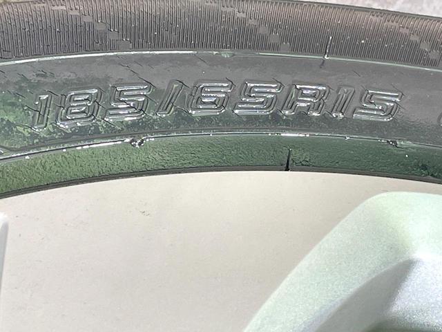 フリード Ｇ・ホンダセンシング　フリップダウン　両側電動ドア　純正ナビ　バックカメラ　衝突被害軽減　レーダークルーズ　禁煙車　コーナーセンサー　スマートキー　ＬＥＤヘッド　ＥＴＣ　車線逸脱警報　オートライト　オートエアコン（31枚目）