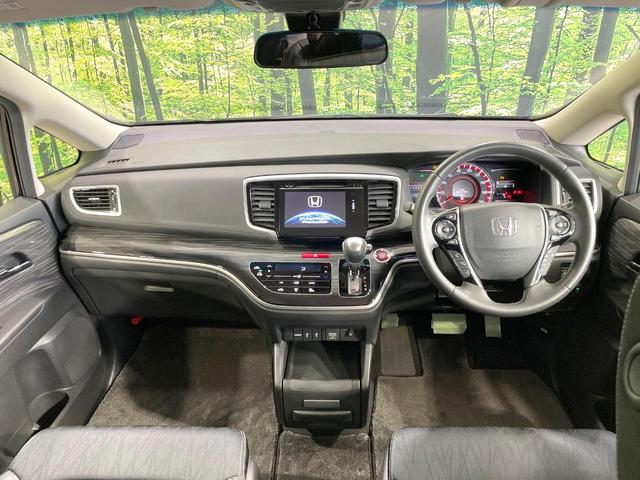 オデッセイ アブソルート・Ｘホンダセンシングアドバンスドパッケジ　純正ナビ　両側電動ドア　全周囲カメラ　衝突被害軽減　レーダークルーズ　禁煙車　パワーシート　ＬＥＤヘッド　スマートキー　ＥＴＣ　純正１８インチアルミ　車線逸脱警報　オートライト　オートエアコン（2枚目）