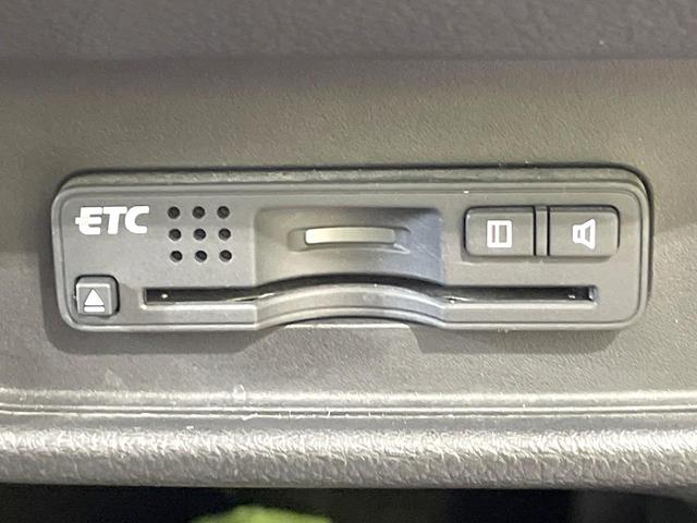 オデッセイ アブソルート・Ｘホンダセンシングアドバンスドパッケジ　純正ナビ　両側電動ドア　全周囲カメラ　衝突被害軽減　レーダークルーズ　禁煙車　パワーシート　ＬＥＤヘッド　スマートキー　ＥＴＣ　純正１８インチアルミ　車線逸脱警報　オートライト　オートエアコン（7枚目）