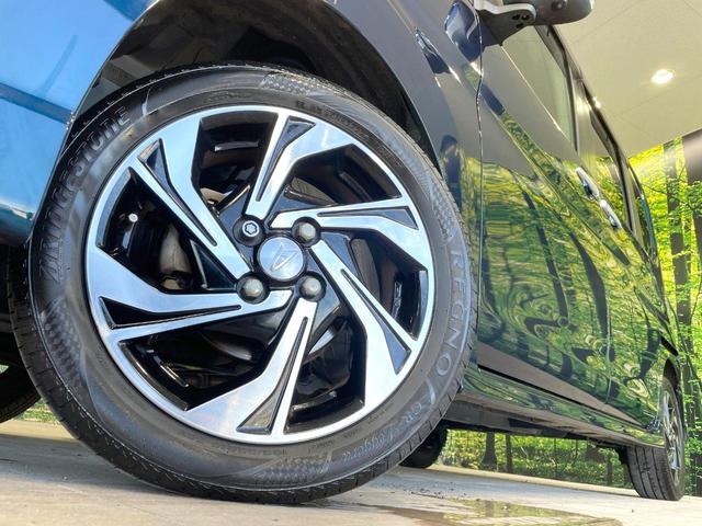 タント カスタムＲＳ　トップエディションＶＳ　ＳＡＩＩＩ　両側電動ドア　純正８型ナビ　全周囲カメラ　衝突被害軽減システム　禁煙車　ハーフレザーシート　シートヒーター　コーナーセンサー　スマートキー　ＬＥＤヘッド　ＥＴＣ　オートハイビーム　Ｂｌｕｅｔｏｏｔｈ（13枚目）