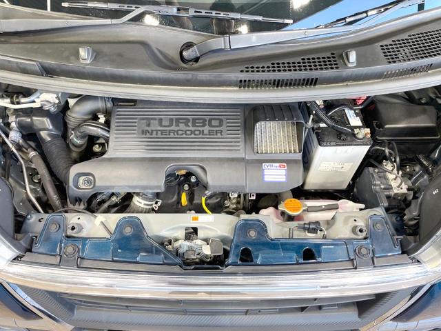 タント カスタムＲＳ　トップエディションＶＳ　ＳＡＩＩＩ　両側電動ドア　純正８型ナビ　全周囲カメラ　衝突被害軽減システム　禁煙車　ハーフレザーシート　シートヒーター　コーナーセンサー　スマートキー　ＬＥＤヘッド　ＥＴＣ　オートハイビーム　Ｂｌｕｅｔｏｏｔｈ（18枚目）