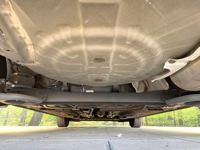 ノート Ｘ　全周囲カメラ　純正ナビ　衝突被害軽減システム　禁煙車　スマートキー　ＥＴＣ　車線逸脱警報　ワンオーナー　オートライト　オートエアコン　Ｂｌｕｅｔｏｏｔｈ　ＣＤ　ＤＶＤ再生　フルセグ（19枚目）