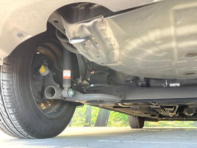 ノート Ｘ　全周囲カメラ　純正ナビ　衝突被害軽減システム　禁煙車　スマートキー　ＥＴＣ　車線逸脱警報　ワンオーナー　オートライト　オートエアコン　Ｂｌｕｅｔｏｏｔｈ　ＣＤ　ＤＶＤ再生　フルセグ（20枚目）